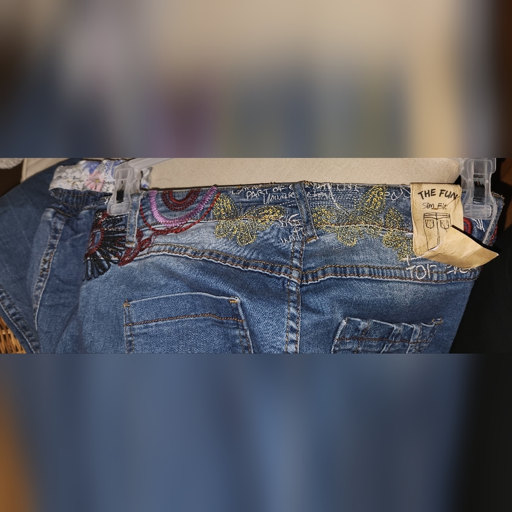 DESIGUAL NWT Flower Embroidered Straight Leg W/ankle Elastic Jeans BOHO Hippie